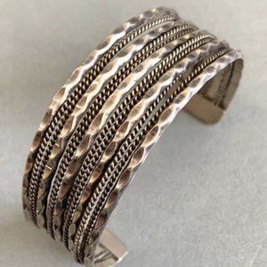 NAVAJO Tahe Handmade VTG Sterling 1" Wide Hammered Rope Flexible Cuff Bracelet